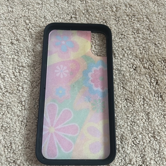 Wildflower Flower Case - Picture 2 of 5